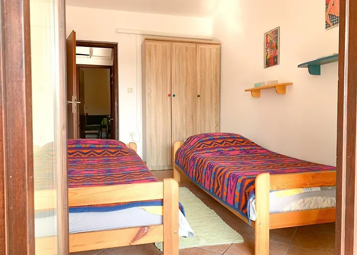 Sincic Διαμέρισμα *